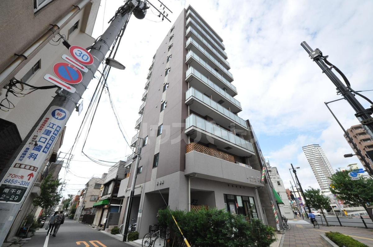 EXCELENTE SAIの外観