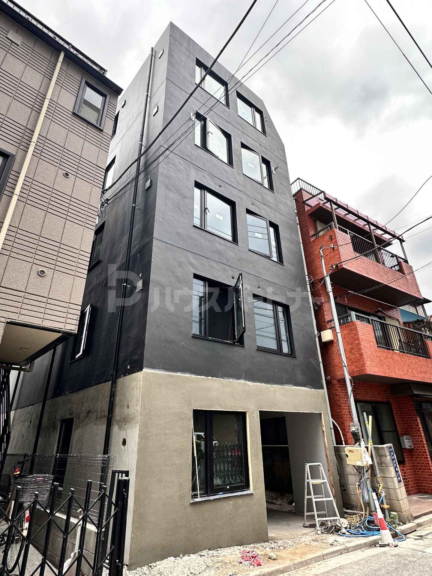 アーバンレーヴ西日暮里の外観