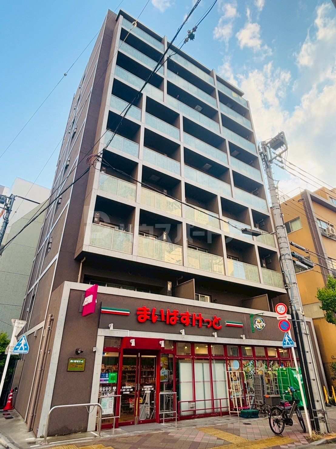 クレヴィアリグゼ日暮里根岸の外観