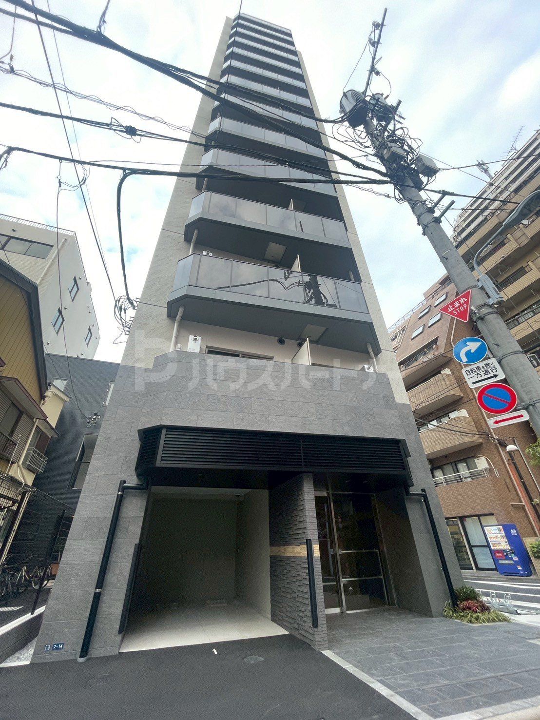プライムブリス新御徒町の外観