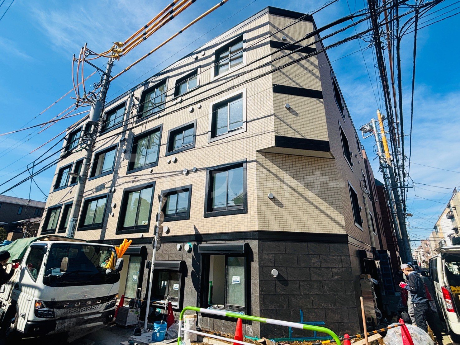 Aglaia千石の外観