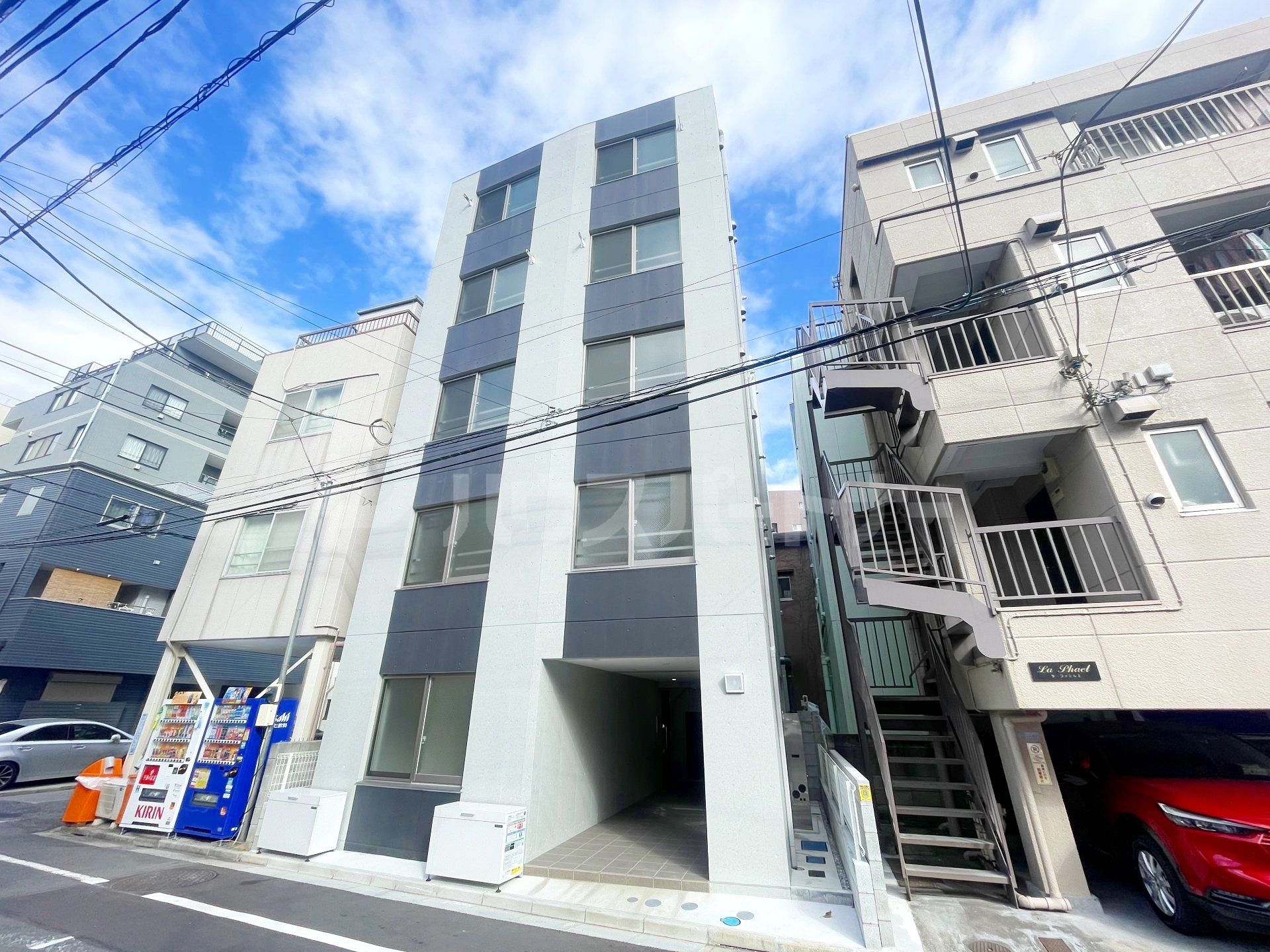 レピュア三ノ輪レジデンスIIの外観
