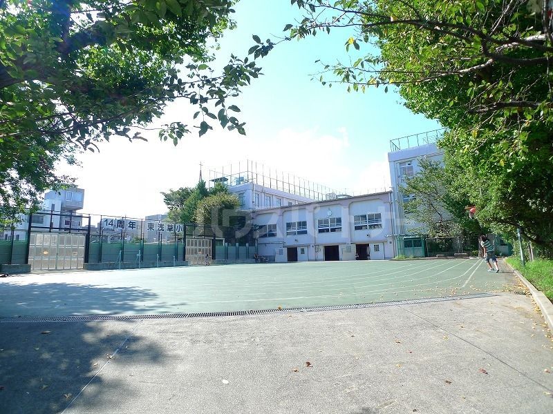 台東区立東浅草小学校 徒歩4分。 280m 台東区立東浅草小学校 徒歩4分。 280m