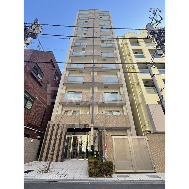ヒューマンハイム新御徒町の外観