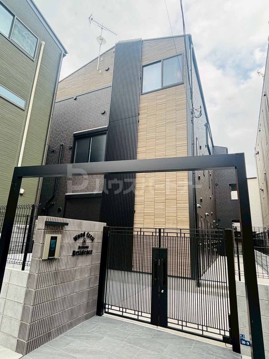 ウッドクレスト荒川レジデンスの外観