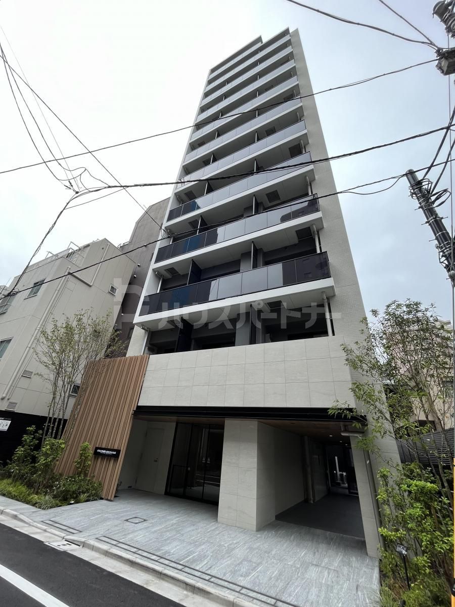 J.リヴェール上野入谷プレイスの外観