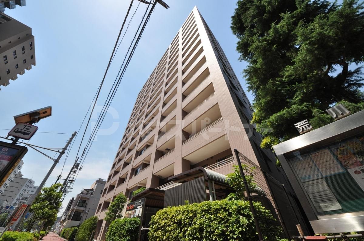 カスタリア荒川の外観