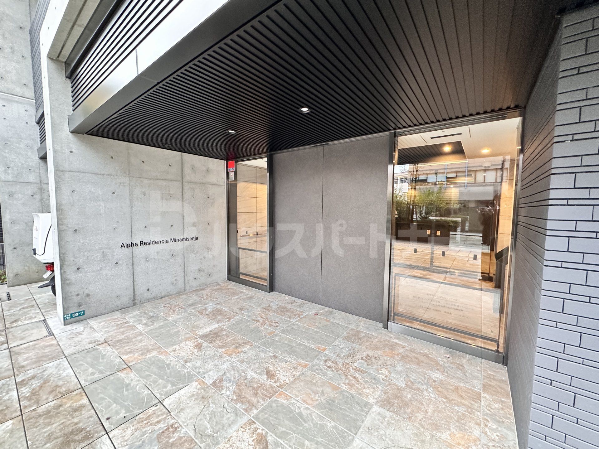 エントランス エントランス