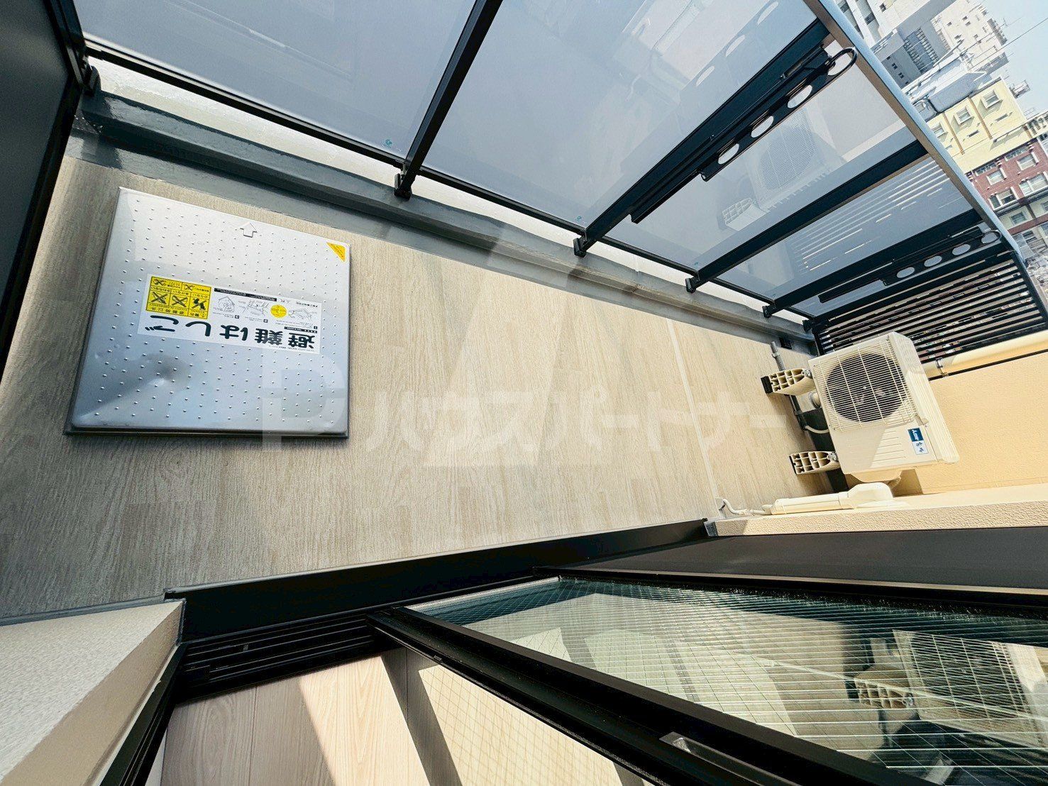 バルコニー バルコニー