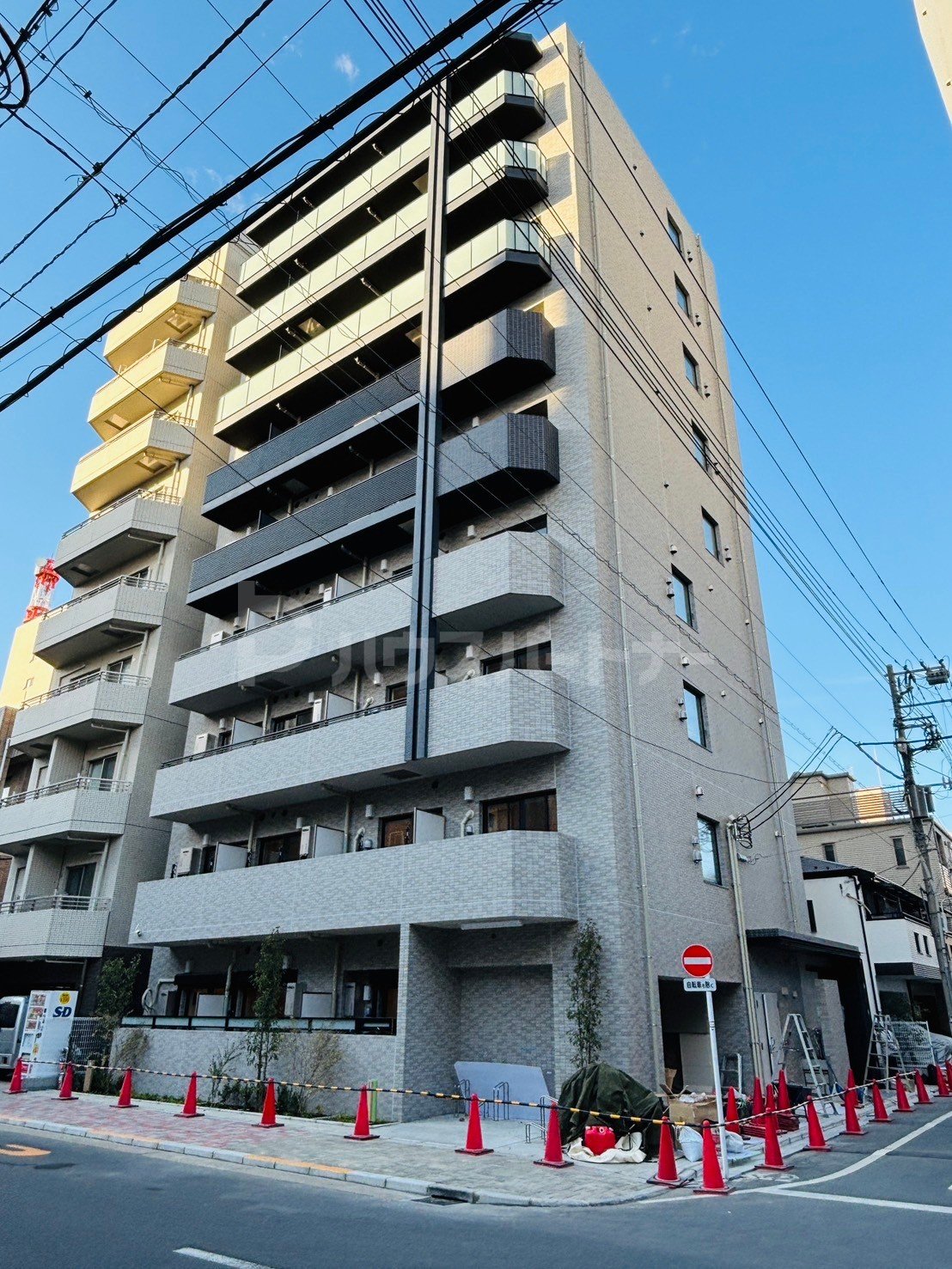 スアヴィス三ノ輪の外観