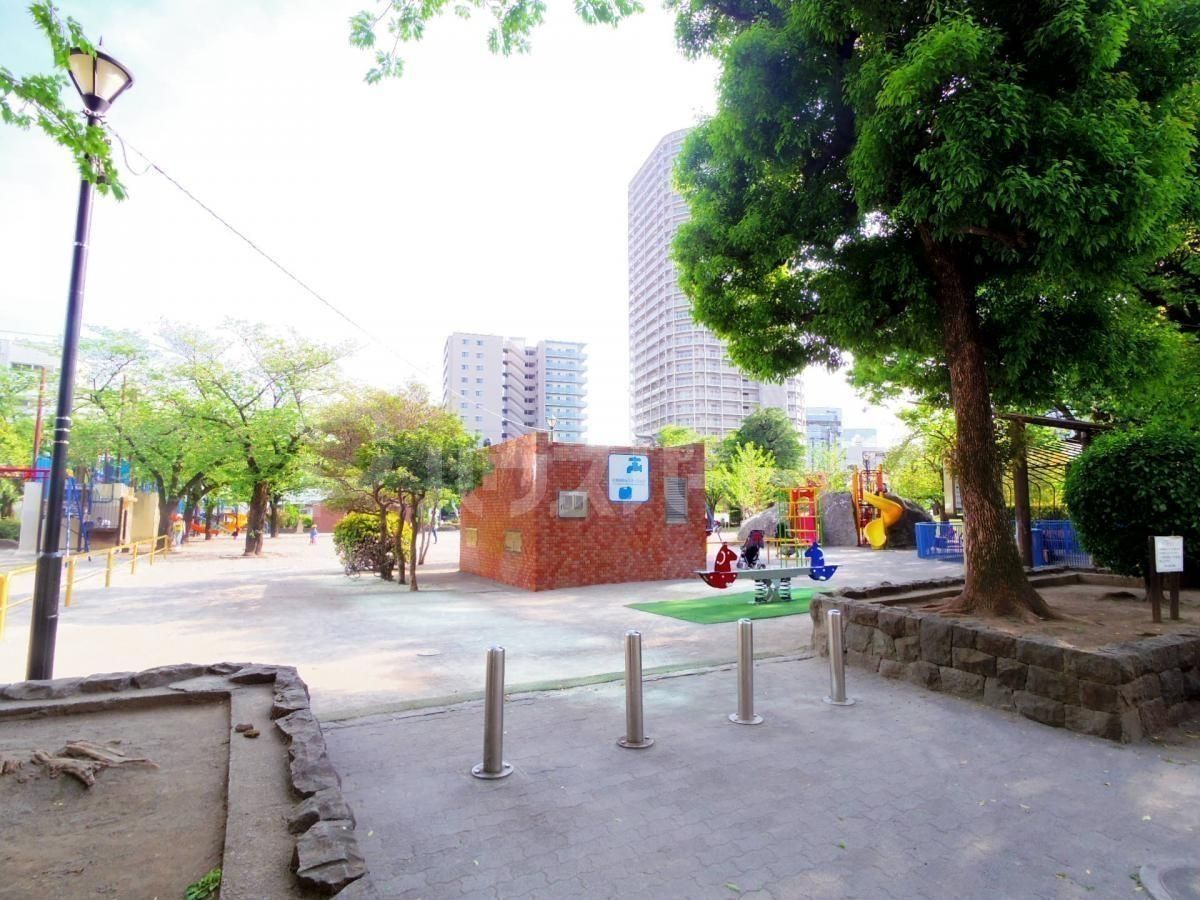 日暮里南公園 徒歩4分。 280m 日暮里南公園 徒歩4分。 280m