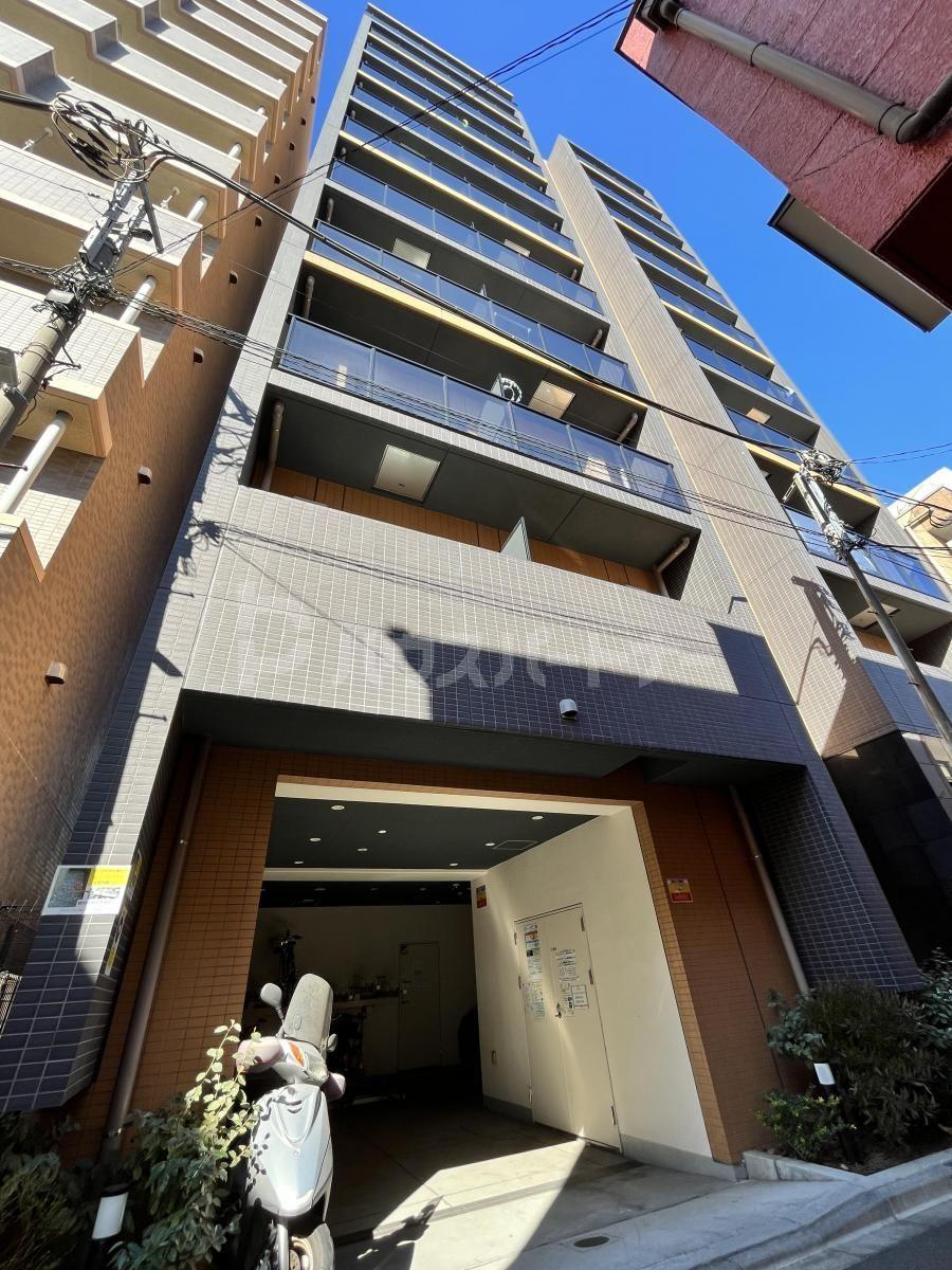 レアライズ日暮里WESTの外観