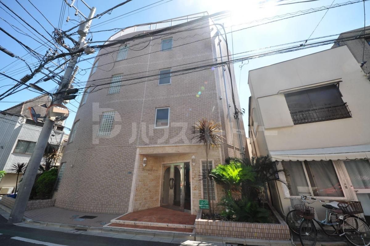 グランパパスの外観