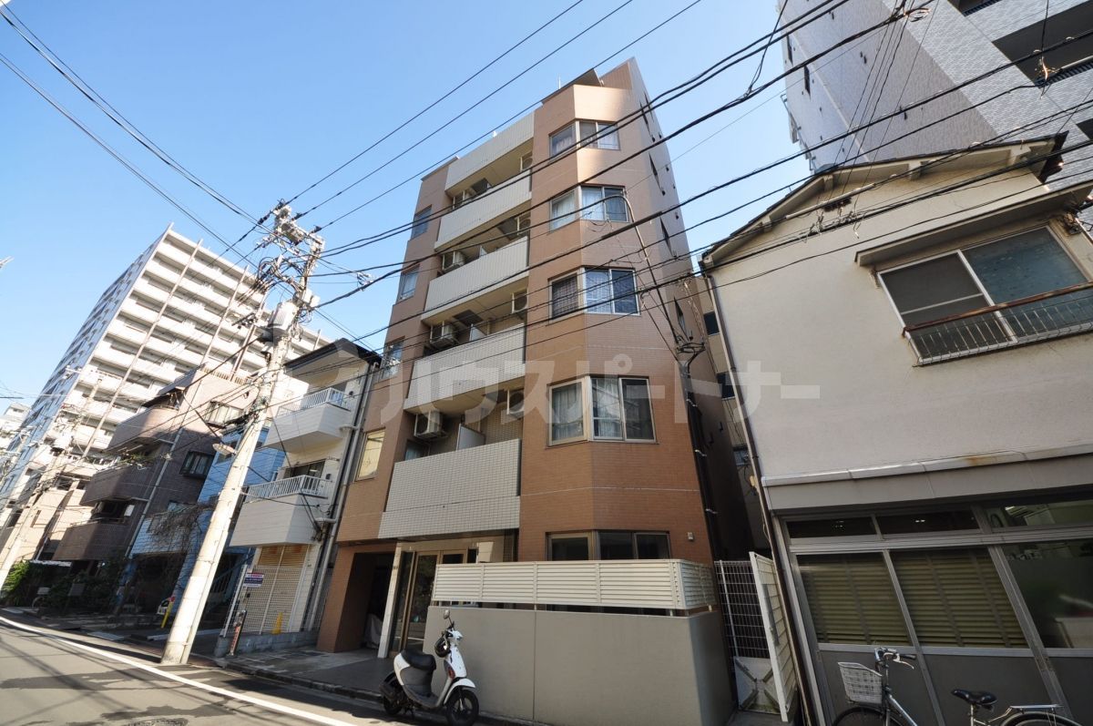 ブリヤン諏訪台の外観