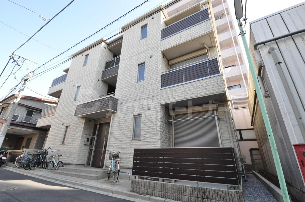 ベレオ町屋の外観