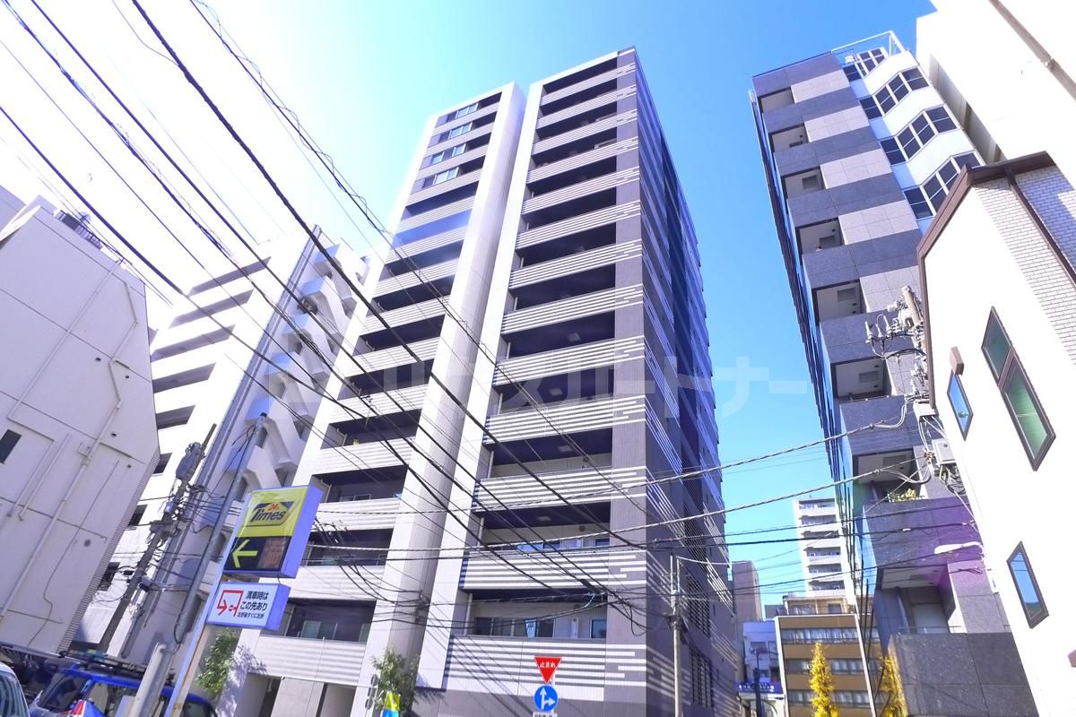 ステージファースト蔵前アジールコートの外観