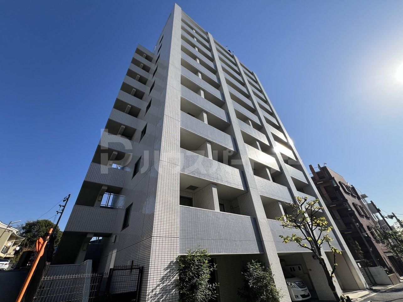ロネスタＲ文京護国寺の外観