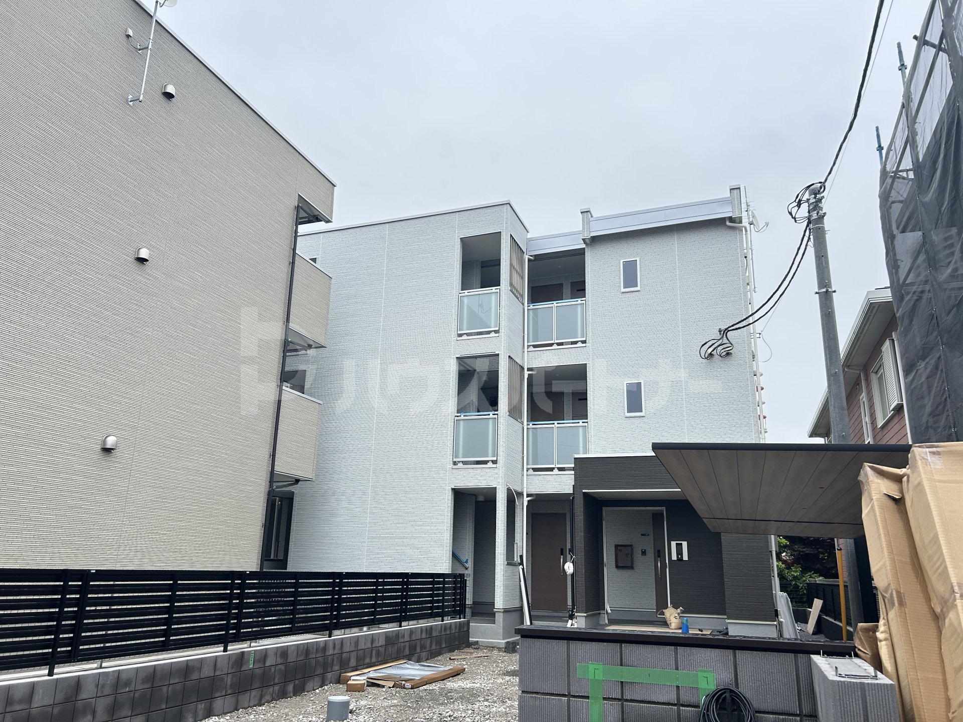 船橋市南本町の賃貸マンションの外観