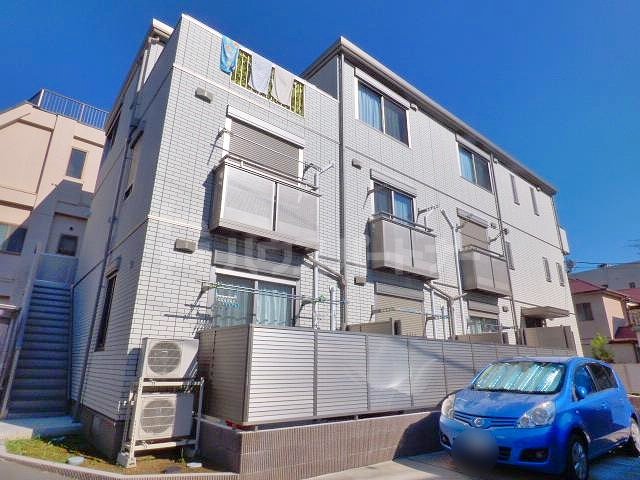 船橋市本中山１丁目の賃貸アパートの外観