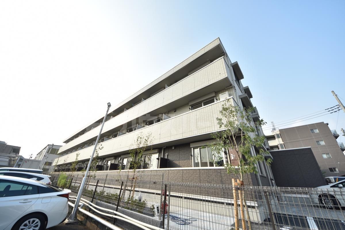 パティオロブレの外観