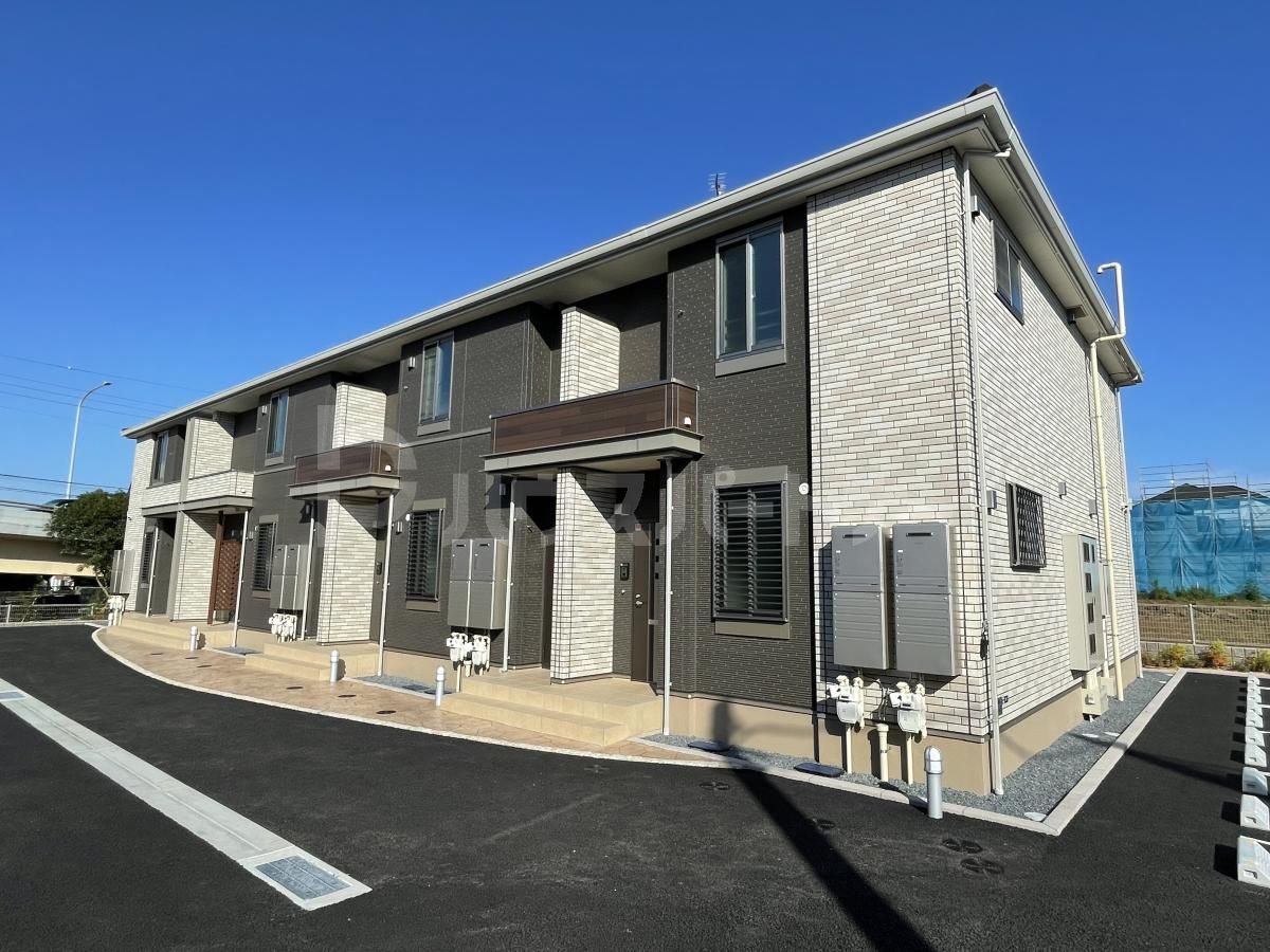 市川市下貝塚２丁目の賃貸アパートの外観
