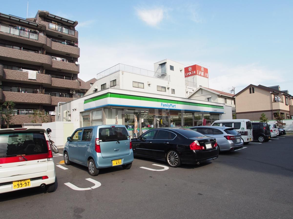 ファミリーマート 市川二俣店 203m ファミリーマート 市川二俣店 203m
