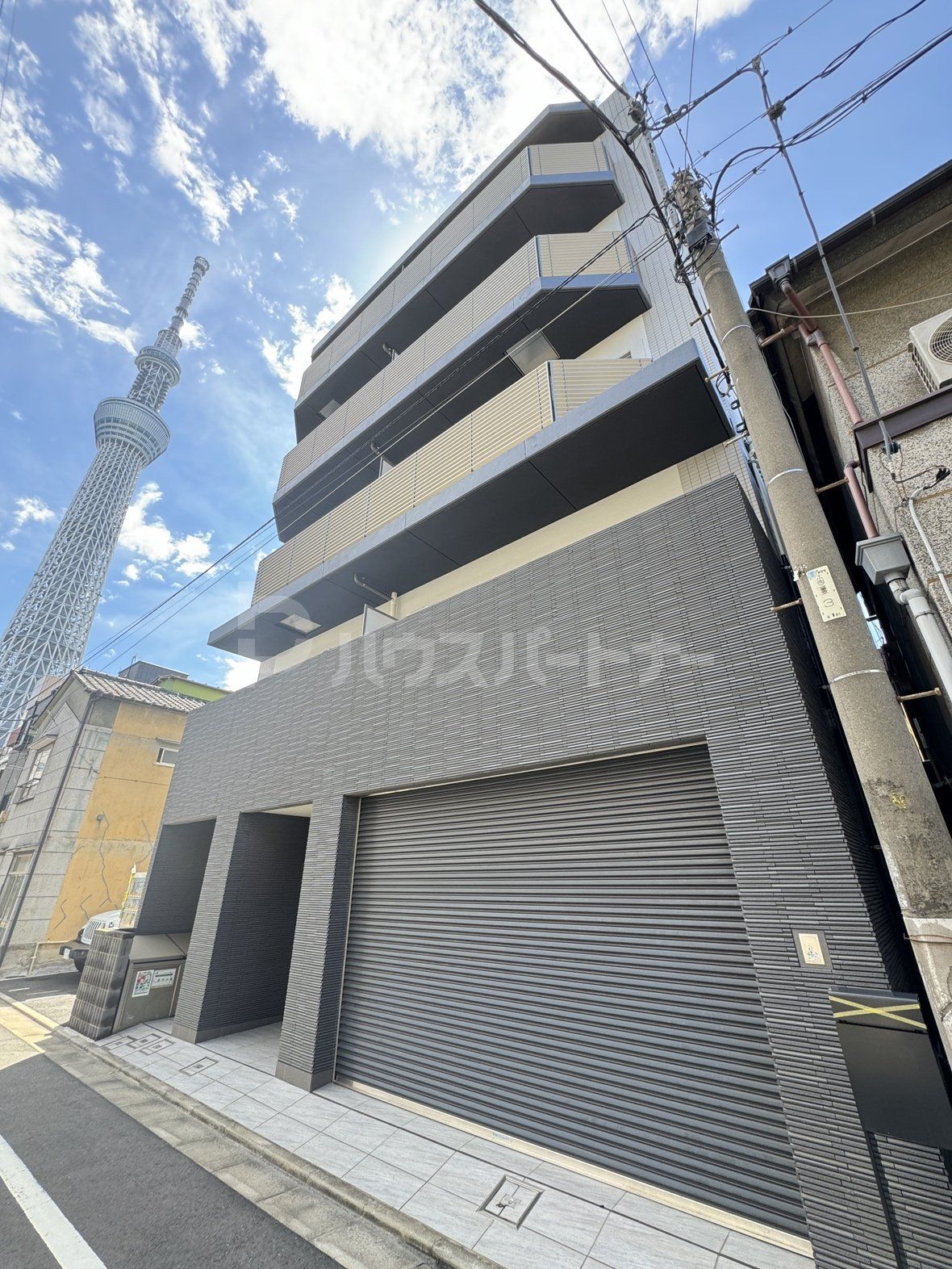 Costa Del Sol Eleizeの外観