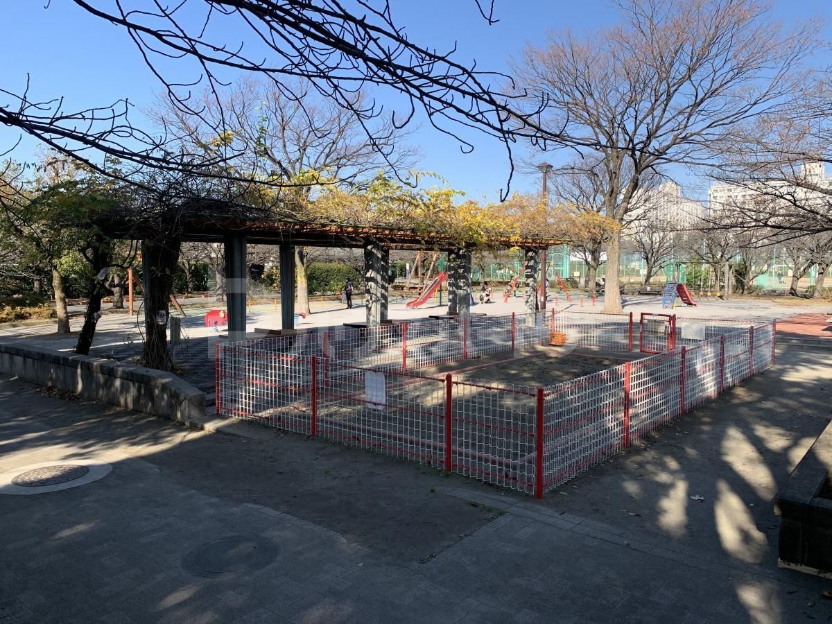 亀戸中央公園サービスセンター 徒歩11分。 850m 亀戸中央公園サービスセンター 徒歩11分。 850m