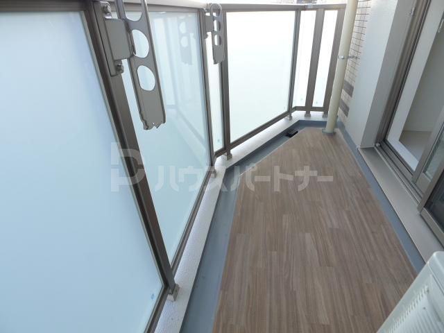 バルコニー バルコニー