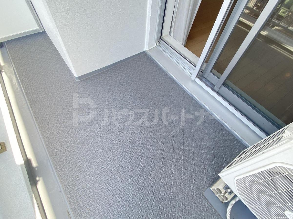 バルコニー バルコニー