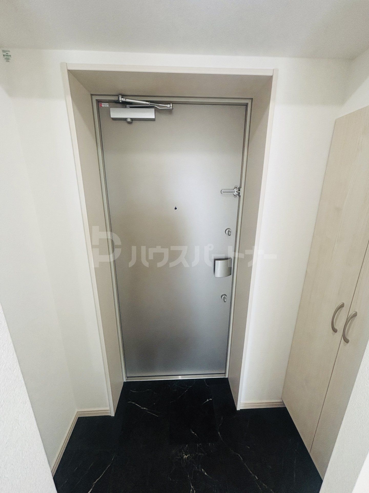玄関 玄関