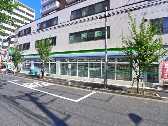 ファミリーマート墨田太平三丁目店 徒歩1分。 80m ファミリーマート墨田太平三丁目店 徒歩1分。 80m