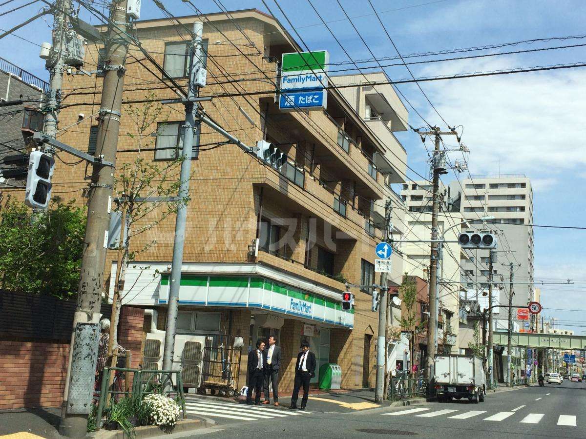 ファミリーマート大島二丁目店 徒歩2分。 160m ファミリーマート大島二丁目店 徒歩2分。 160m