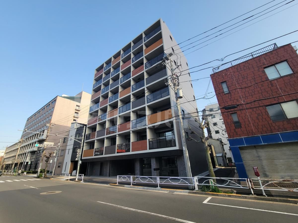 シーズンフラッツ蔵前春日通りの外観