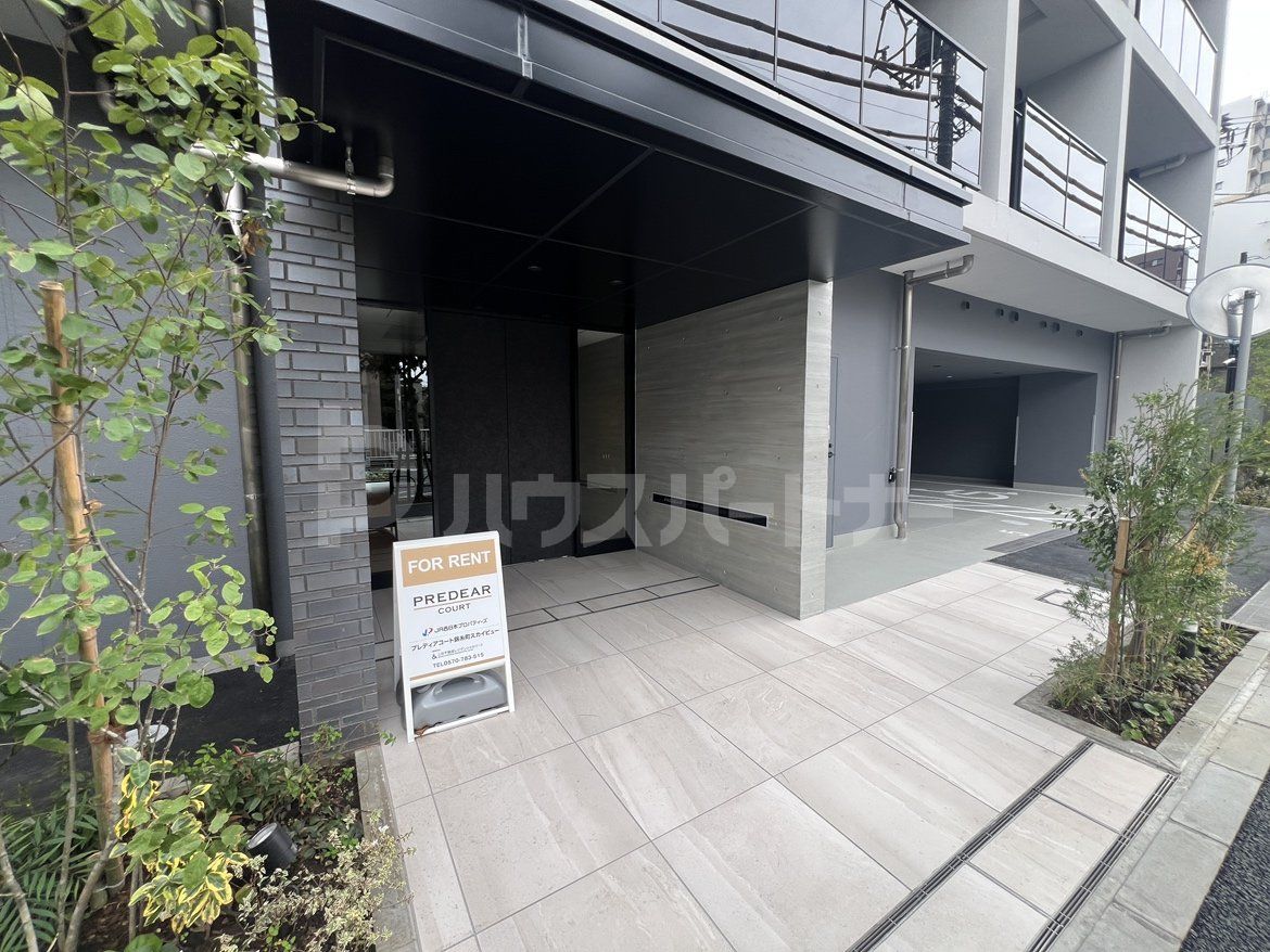 エントランス エントランス