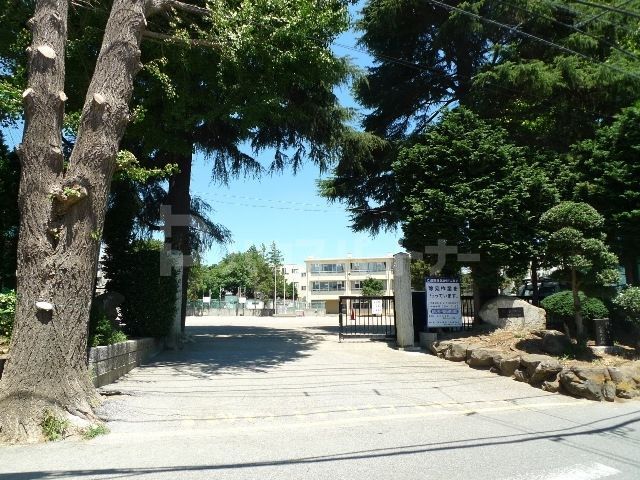流山市立八木北小学校 徒歩12分。 890m 流山市立八木北小学校 徒歩12分。 890m