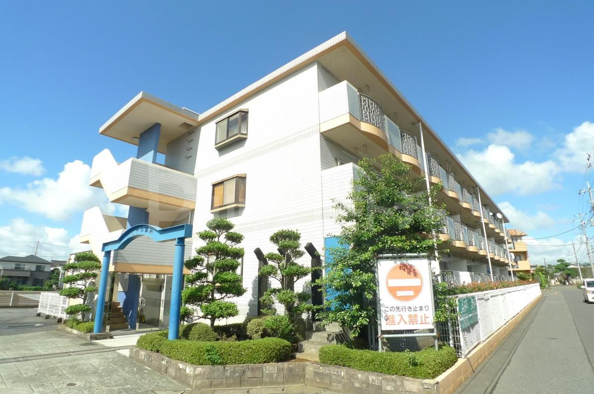 ロイヤル南柏の外観