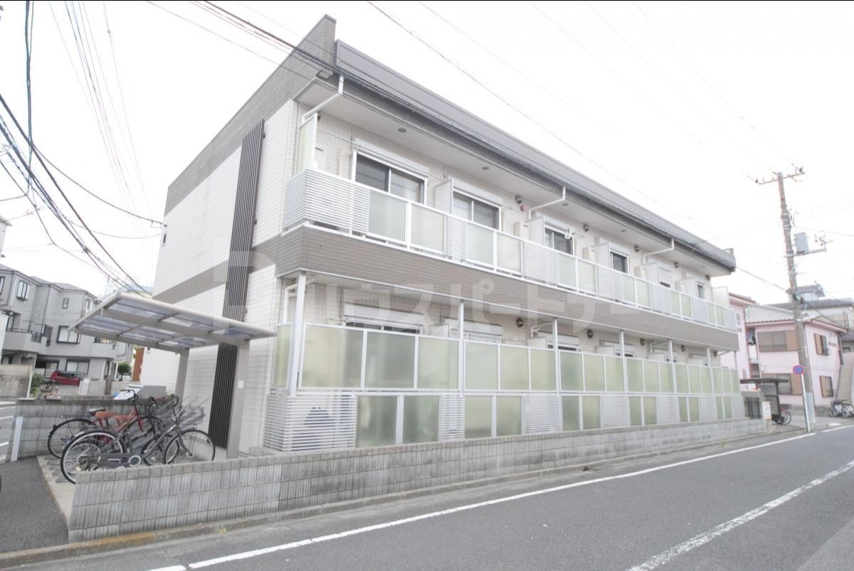 リブリ・クローバーの外観