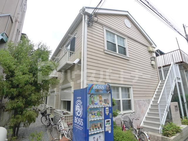 リリックコート翔の外観