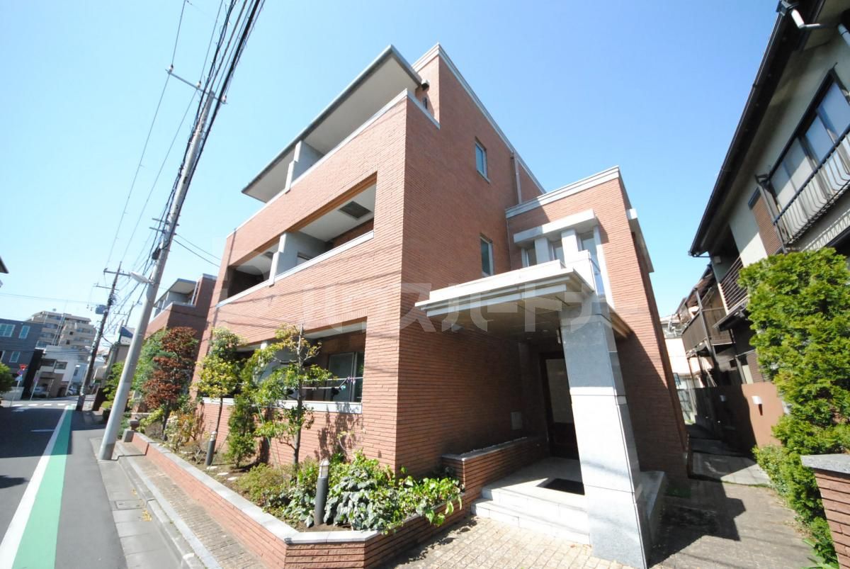 ＪＥＷＥＬ　ＣＯＵＲＴ　Ｃ棟の外観