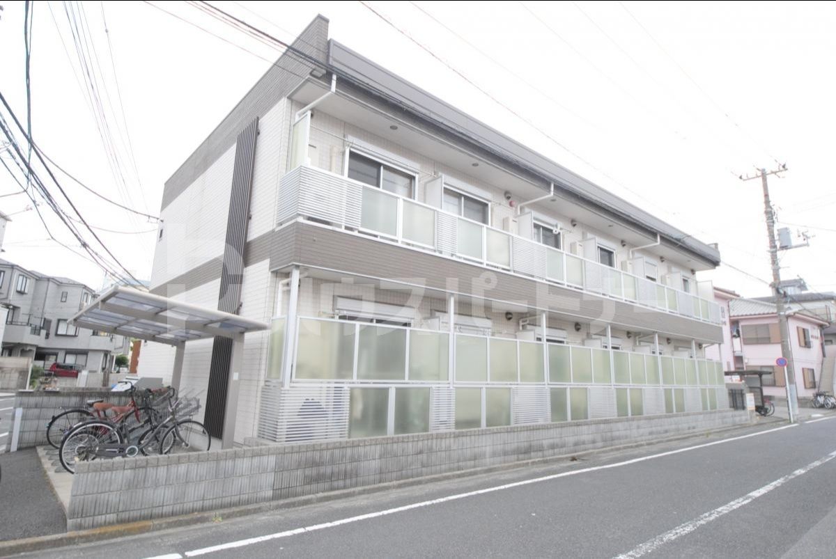 リブリ・クローバーの外観