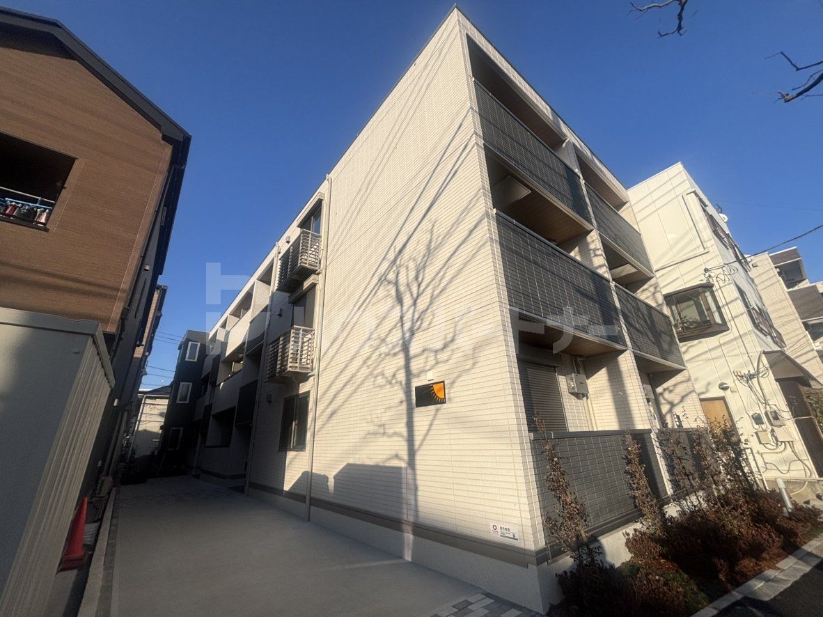 アンソレイエIIの外観