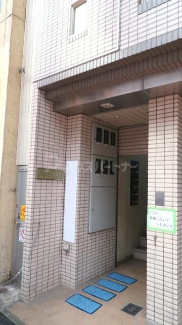 クレイン田中の外観