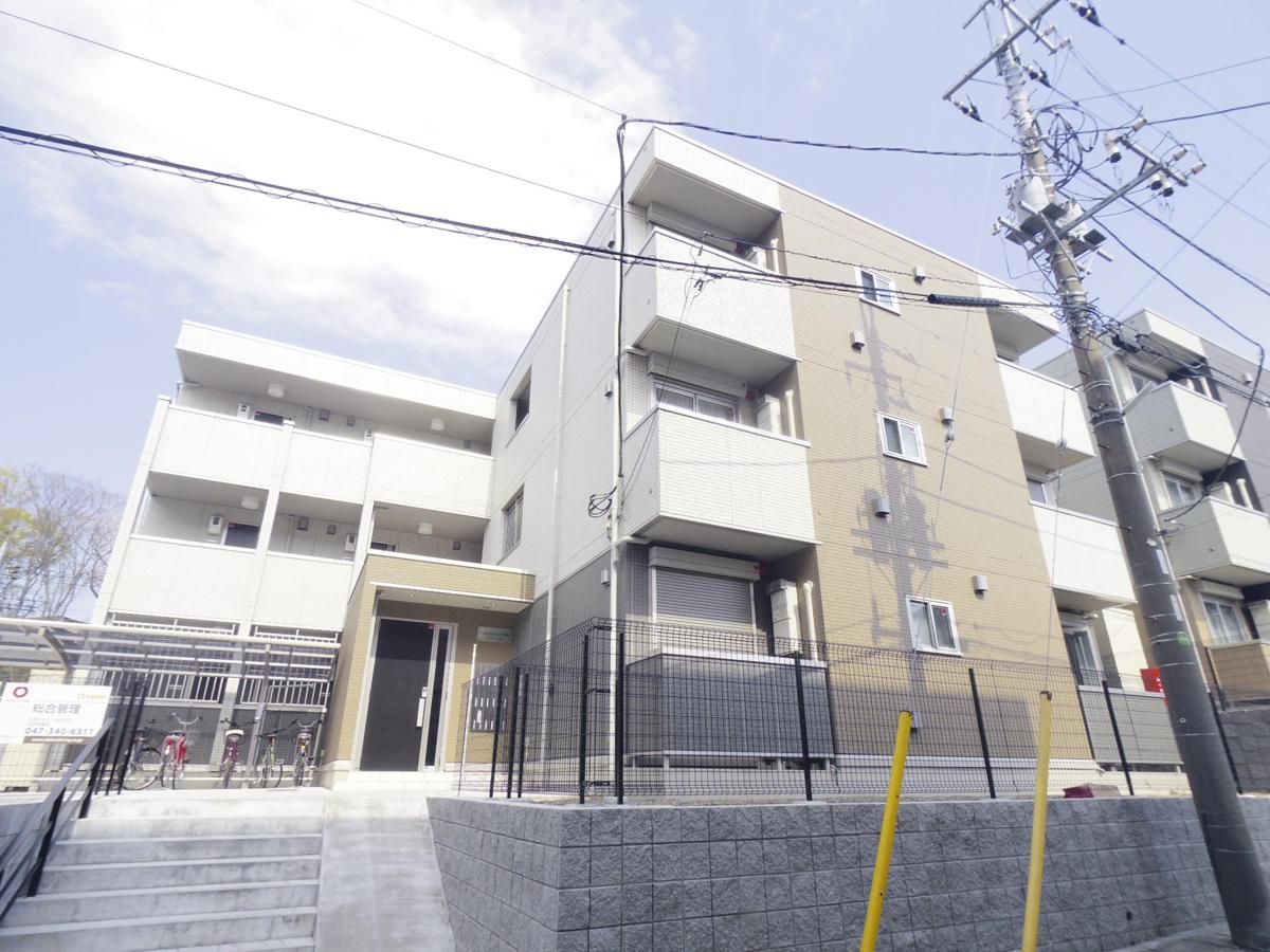 コンフォールドミール北松戸の外観