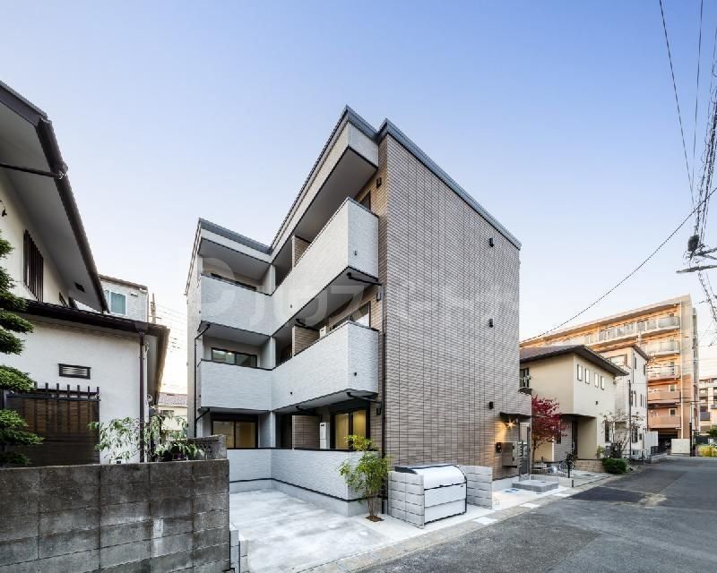 Ｒ氷川の外観