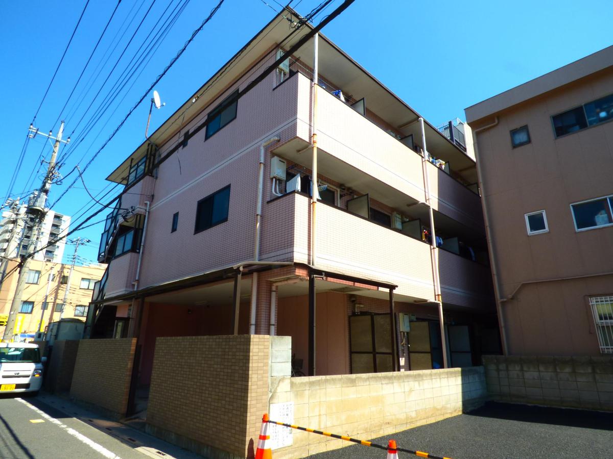 シャルマン草加駅前の外観