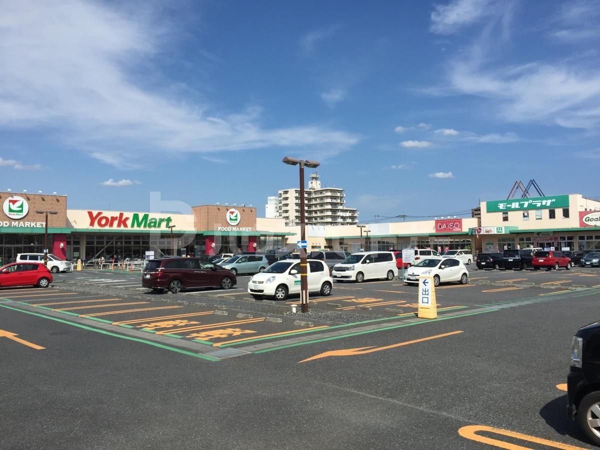 モールプラザ 徒歩6分。 480m モールプラザ 徒歩6分。 480m