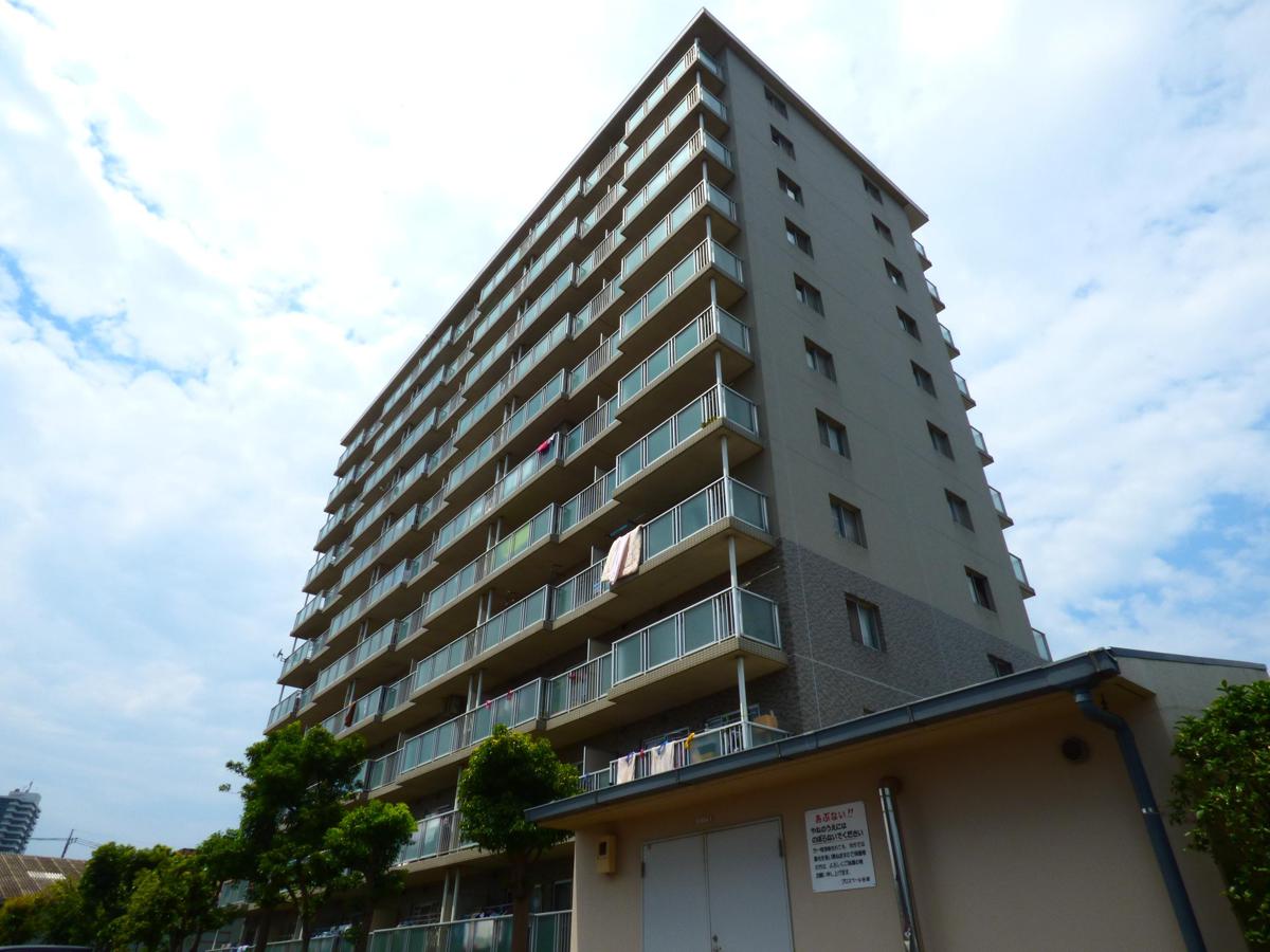 プロスペール谷塚　２番館の外観
