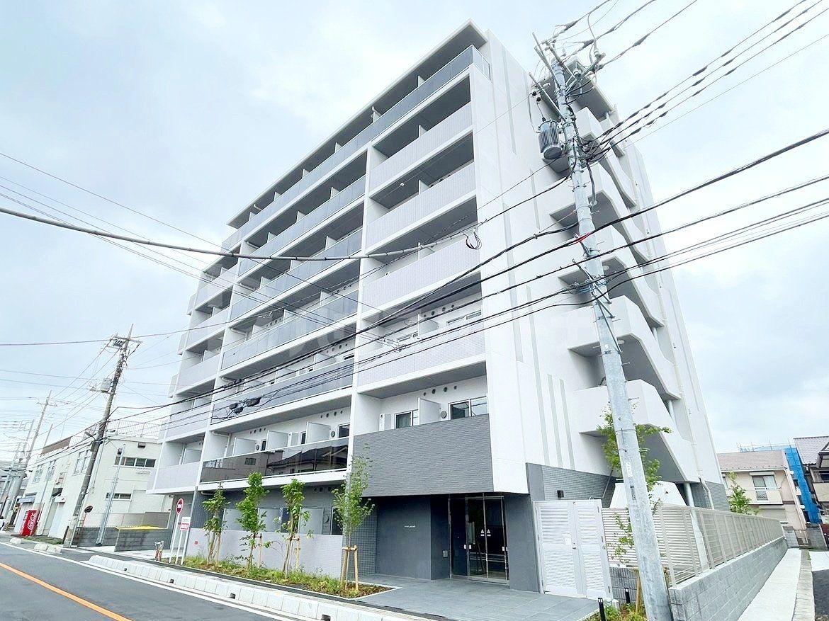 ＧＥＮＯＶＩＡ谷塚の外観