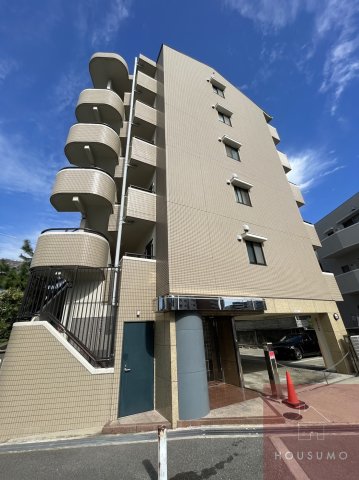 第15関根マンションの外観